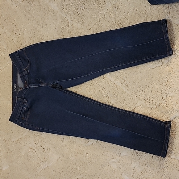 Ann Taylor Loft Curvy crop stretch denim classic 5 pocket blue jeans 27/4 EUC… - Picture 1 of 7